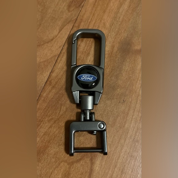New Ford Metal Car Keyring Keychain Replacement with Logo,Car Key Chain Key Ring - Picture 3 of 4